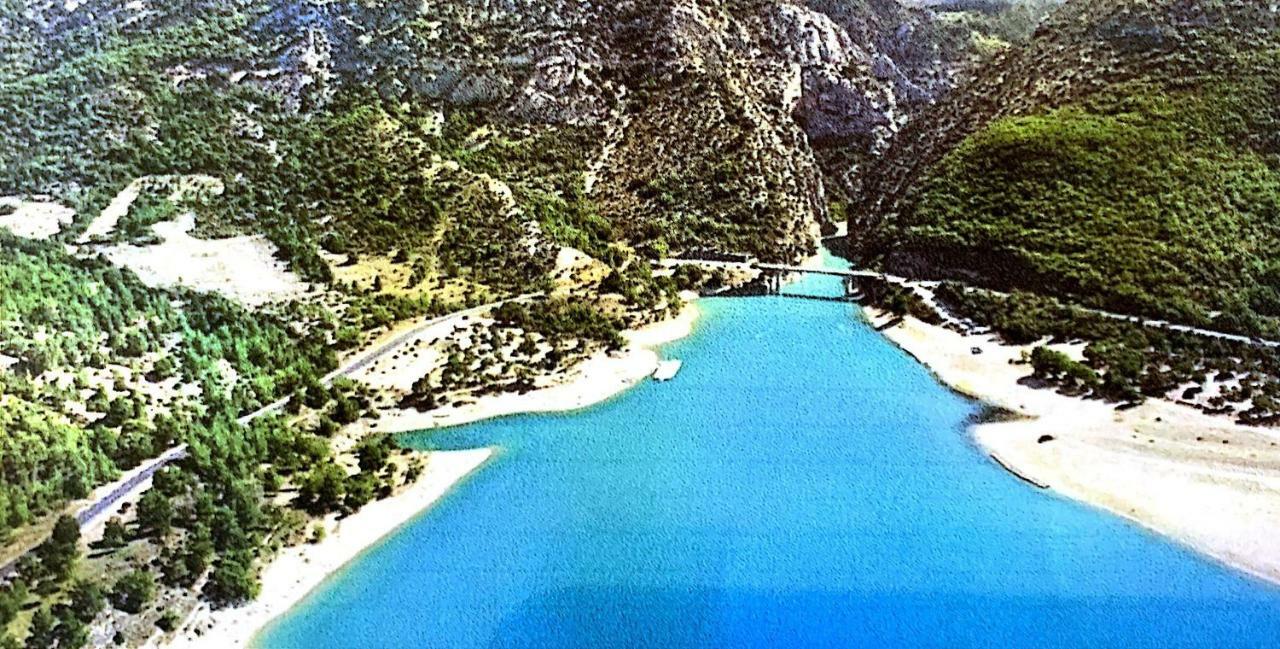 Domaine Le Commandaire Roumoules Εξωτερικό φωτογραφία